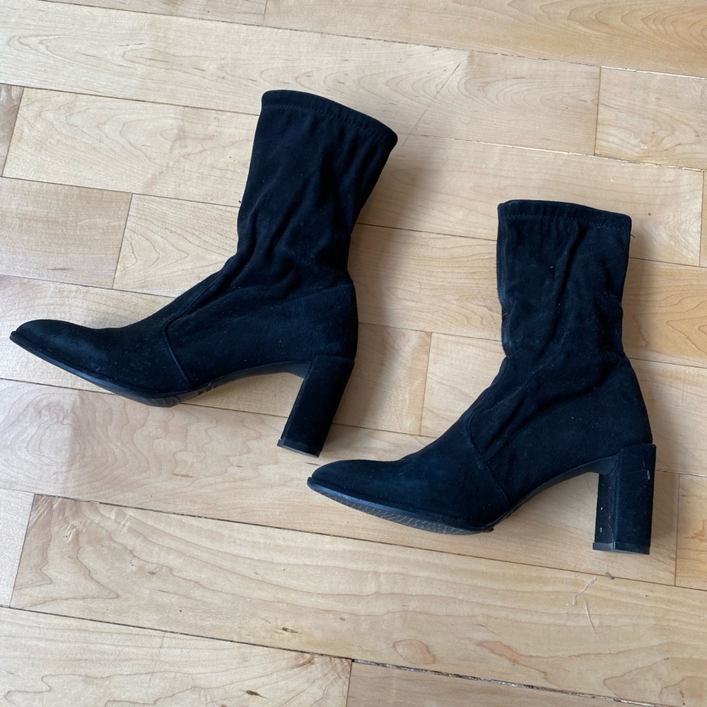 Stuart Weitzman Black Suede Heel boots